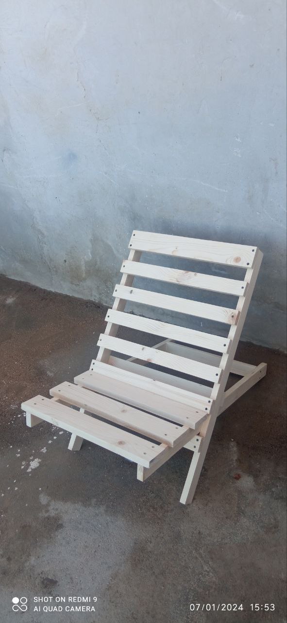 صندلی صاحلی تاشو  کم حجم چوب روس(خرید مستقیم از تولیدکننده)