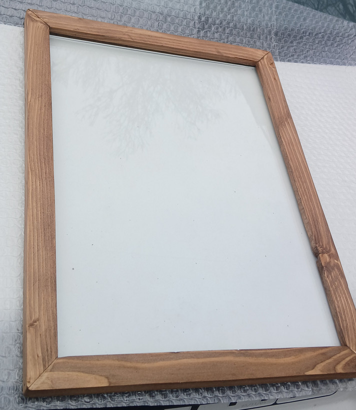 قاب عکس چوبی